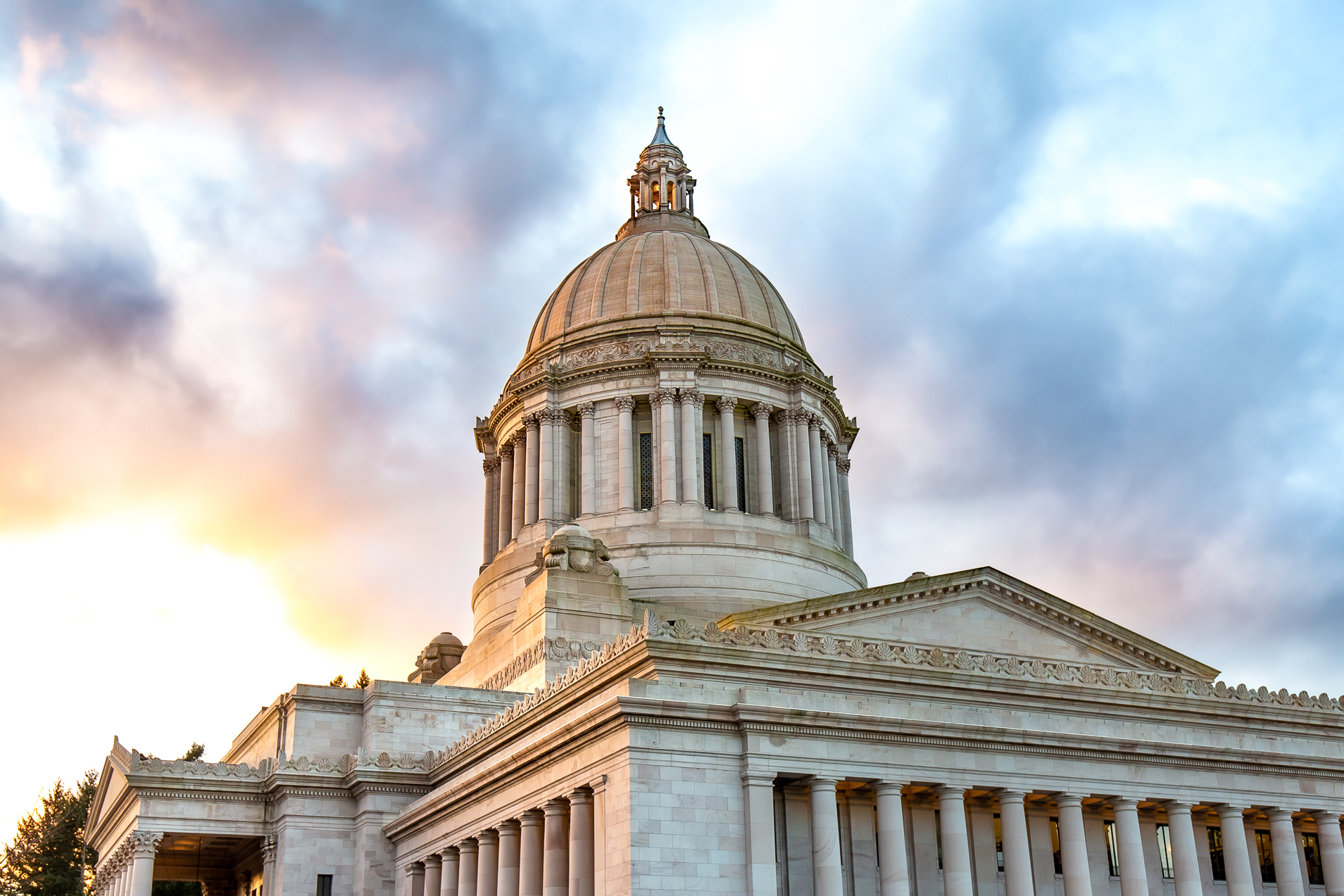 Washington State Capitol at sunset.